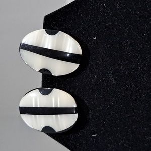 Vintage Earrings 5/29